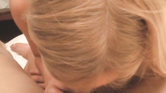 Blonde Beauty Bella Fucked By Boyfriend_