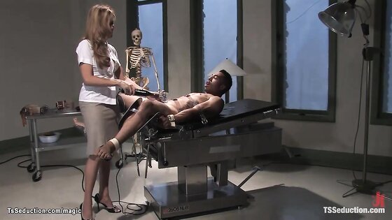 Mature shemale anal fucking black