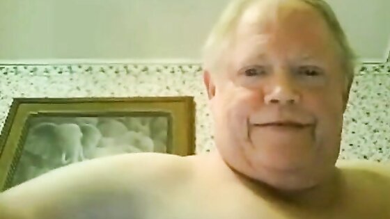 fat grandpa jerking off on the bed 2
