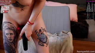 Innocent tattooed teen masturbates and gets squirt
