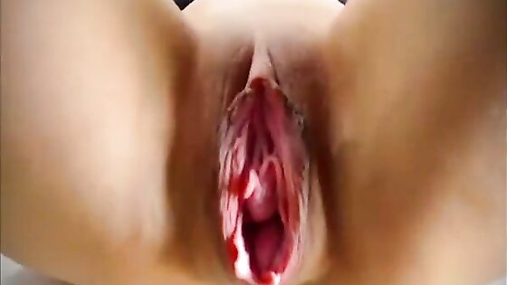 a rich skinny girl gapes her pussy wide open again 4