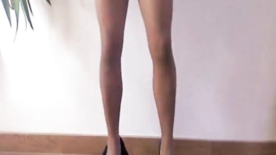 Perfect legs crossdresser