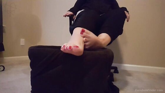 ASMR Foot Mistress Jerk Off Instructions