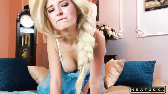 Elsa has been Fucked like a Slut Frozen 2 Cosplay by Eva Elfie