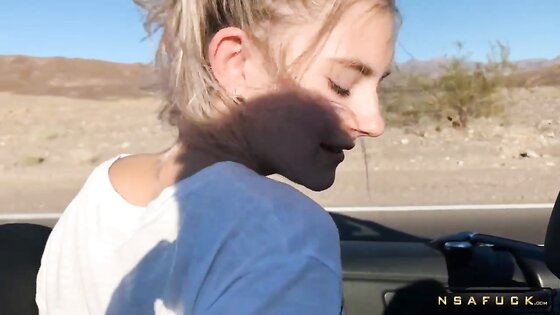 Public Teen Sex in the Convertible Car on a way to Las Vegas Eva Elfie