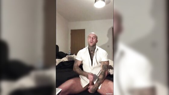 Sexy Tatted Stud Jerks Off Big Cock & Cums