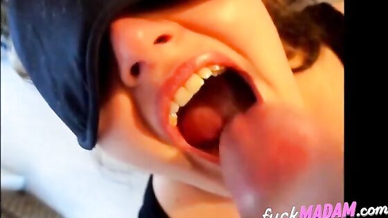 Mouth cum swallow