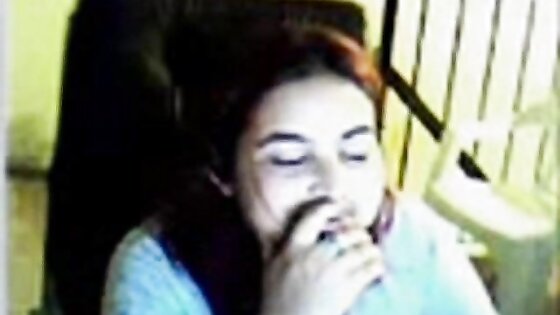 arab girl on webcam   with big boobs 1