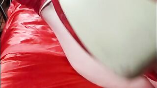 Watch this nasty video Susi rubbing pussy