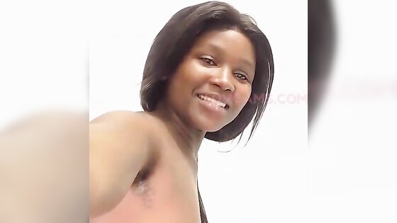 Curvy South African Webcam Babe Doggystyle Pussy Fuck