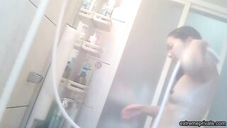 Mother from Japan spied in the shower