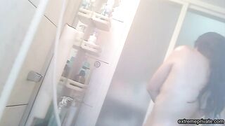 Mother from Japan spied in the shower