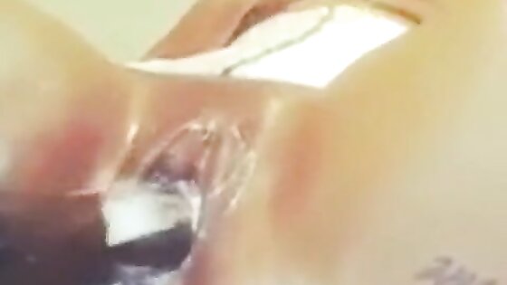 Creaming her pussy