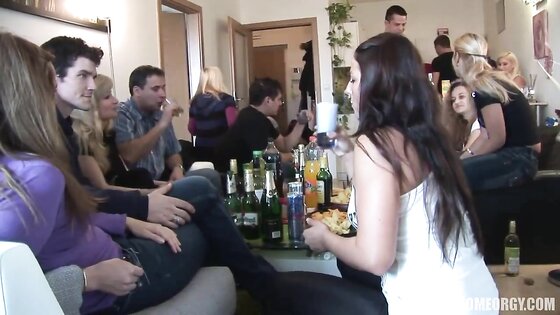 Czech Home Orgy 2 – This Is What An Ideal House Party Should Look Like - Amber Sex