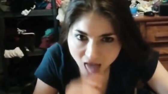 Perfect Cute Brunette Deepthroat And Swallow