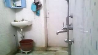 Stupid Bengla desi boy setup cam NOT elder sister's bath