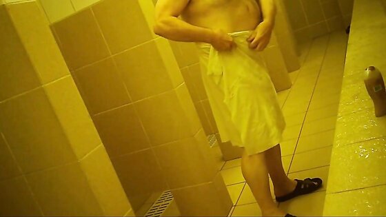 Naked men in public pool shower 2