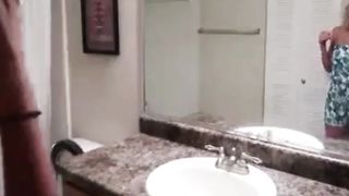 Amateur hot babe fucked in bathroom