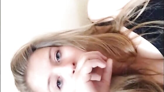 Hana auf Skype