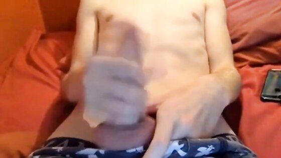 Young boy cum show on webcam