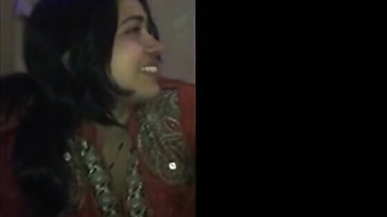 Pakistani - Indian Urdu Poetry Slut