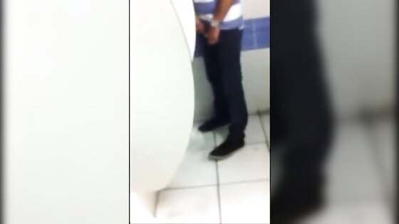 Caught - Helping Hand (married guy, amazing cockhead)