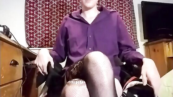 Twink sissy femboy cum