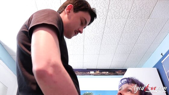 John Luna enjoys oral sex from mature Tigger