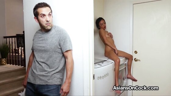 Asian hottie sits on dryer then on hard dick
