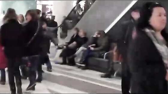 Skinny Russia girl pick up in the mall