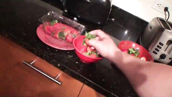 She cooks before pov anal sex