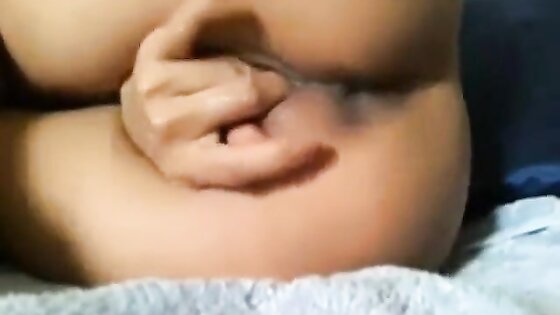 Close-Up Asian Amateur Pussy