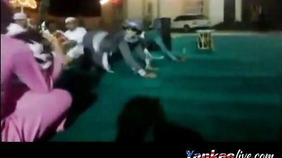 Omg! Thick Arab Women Twerking! (MUST WATCH)