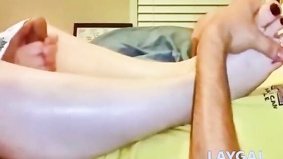 Amateur Girl's Footjob Ends in Double Cumshot