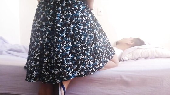 Fucking my college babe’s big ass while she gives me a blowjob.