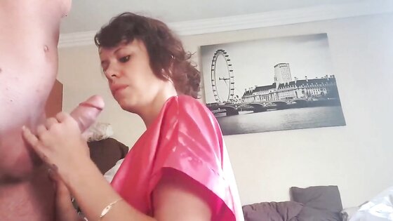 Amateur Brunette Deepthroats and Gags on a Big Cock