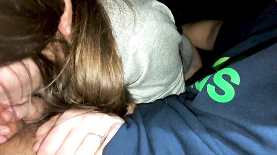 Amateur Teen Anal in Car - Blowjob, Creampie