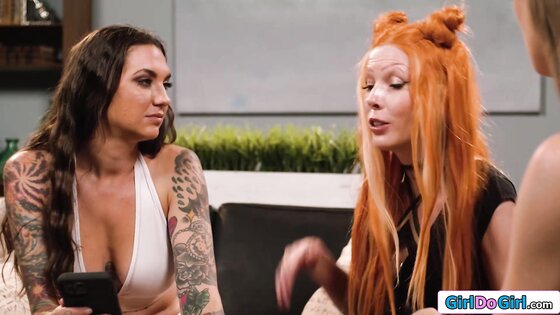 Who is up for an oral lesbian threesome?