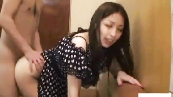 Asian Amateur Couple's Hotel Hideaway
