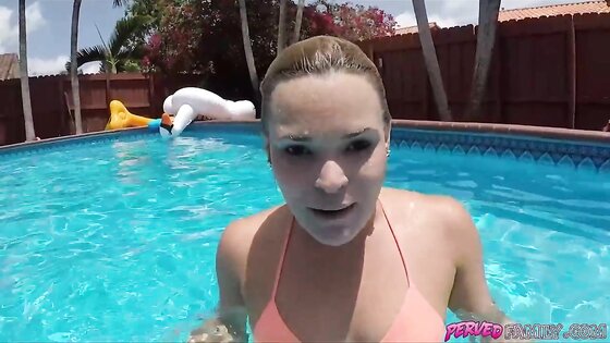 Fucking stepmom by the pool was amazing!