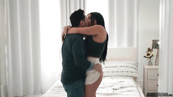 Fuck my mouth first, then my pussy!