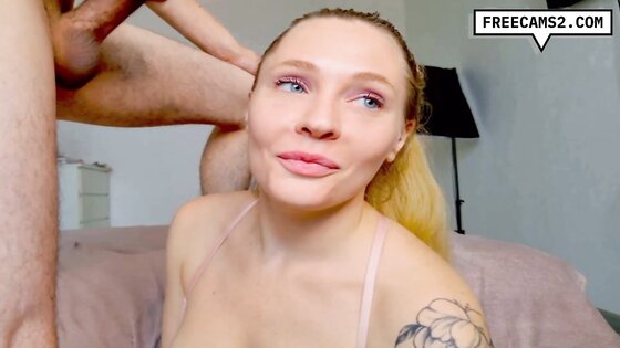 Blonde Babe's Wet Pussy Gets Fingered by Her Lusty Lover
