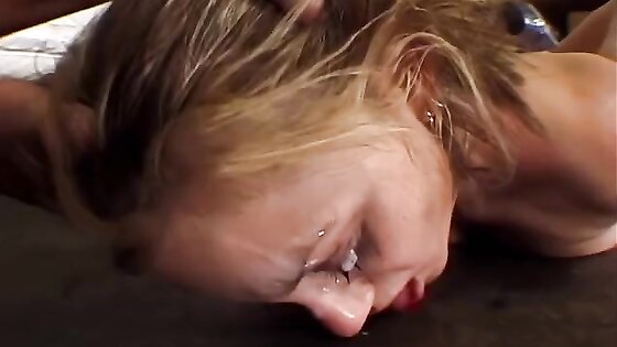 Hot Blonde Whore Blowbang