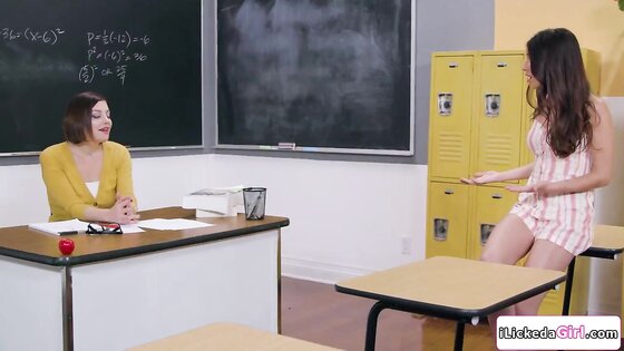 Lesbian wants her busty stepmom so bad