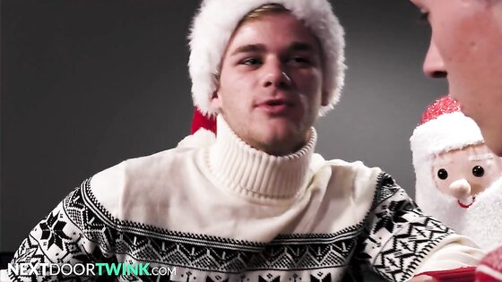 Hot Gays Threesome 2