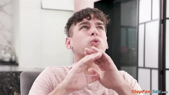 If I was naked you still wouldnt fuck me