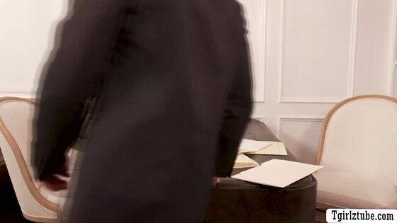 Lucky lawyer anal fucks his TS client after divorce