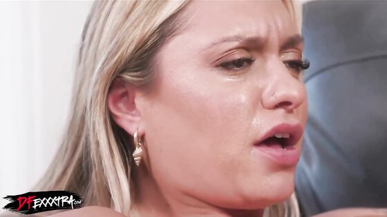 Yeah, I can make you squirt girl!