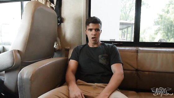 Big Coyck Shemale Deep Fucks My Ass