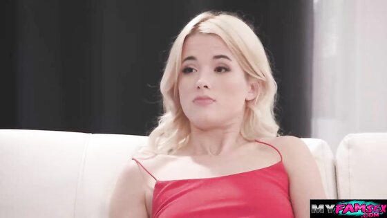 Stepmom calls her black friend to fuck our pussy